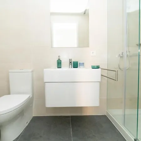Blue By The River 3 - Elegant Two-bedroom In Santos Apartament *