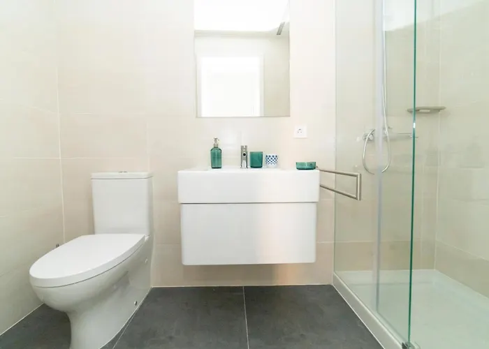 Blue By The River 3 - Elegant Two-bedroom In Santos Apartmán *