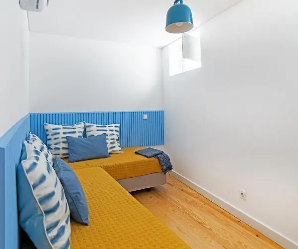 Blue By The River 3 - Elegant Two-bedroom In Santos Apartmán *