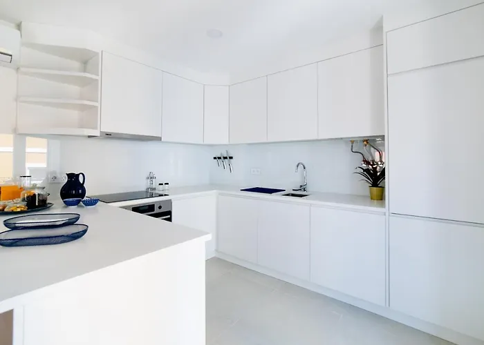 Blue By The River 3 - Elegant Two-bedroom In Santos * Lisboa