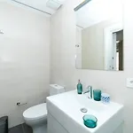 Διαμέρισμα Blue By The River 3 - Elegant Two-bedroom In Santos